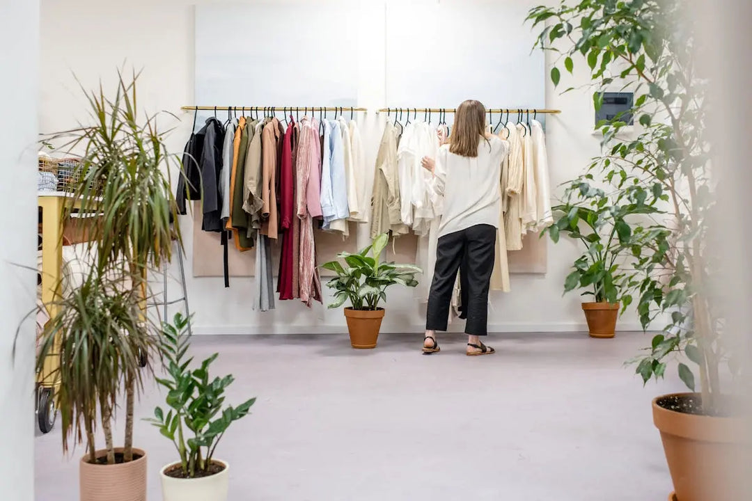 9 Tips for Choosing Sustainable Women's Clothing