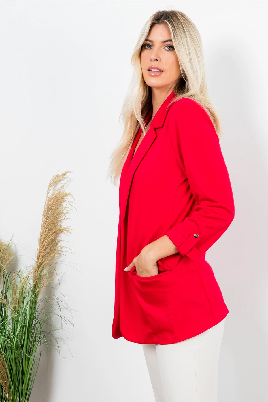 The Signature Ponte Blazer in True Red