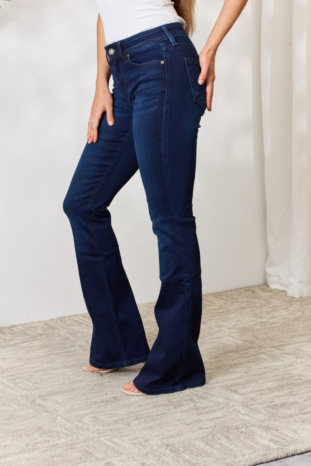 Riley Mid Rise Flare Jeans Kancan