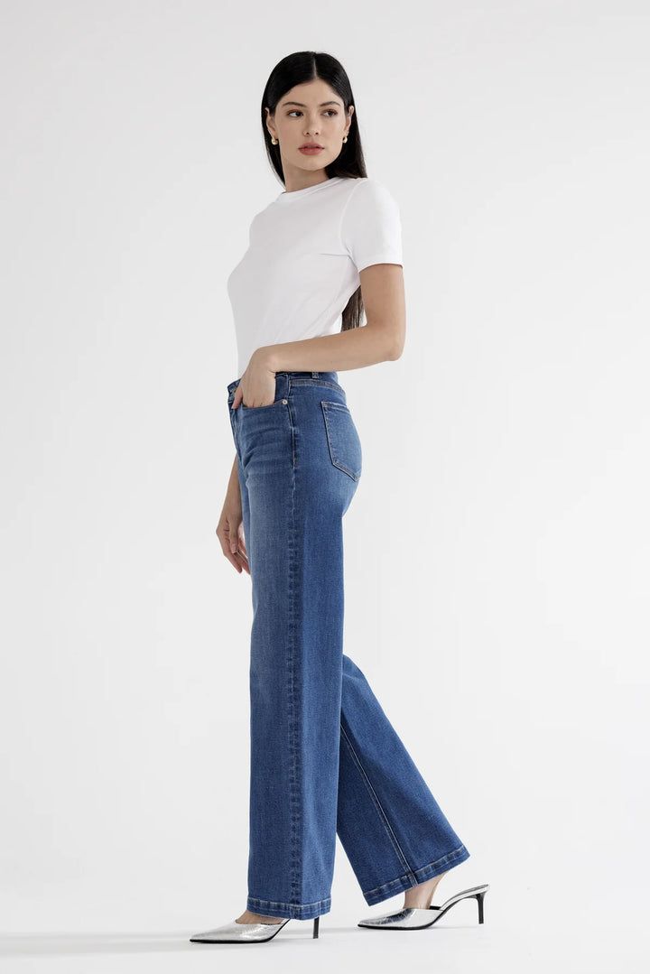 The Long & Lean Wide Leg Jeans – High Rise – Mica Denim