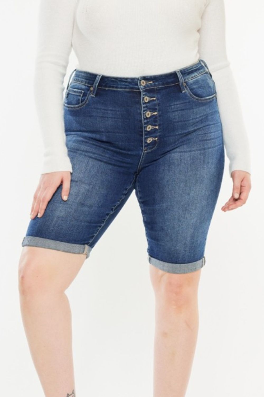 Alaiya Cat's Whiskers Button Fly Denim Shorts Kancan