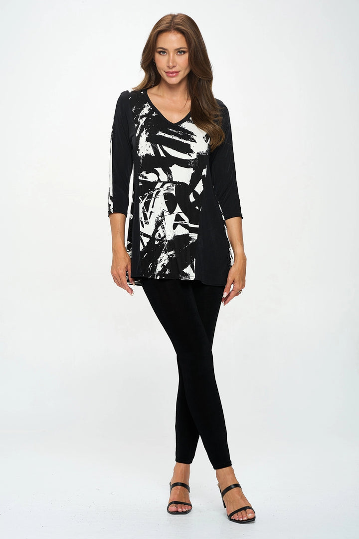 Graffiti V-Neck Contrast Voyage Collection Top