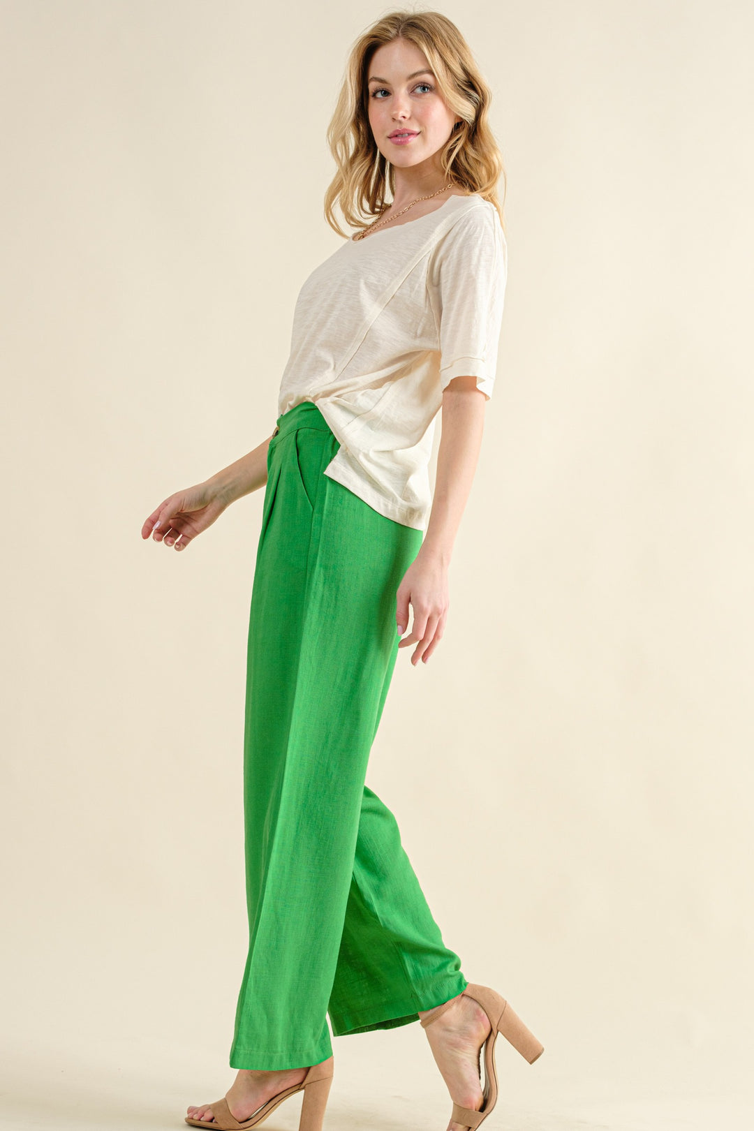 Fresh Vibes Linen Blend Pants in Kelly Green