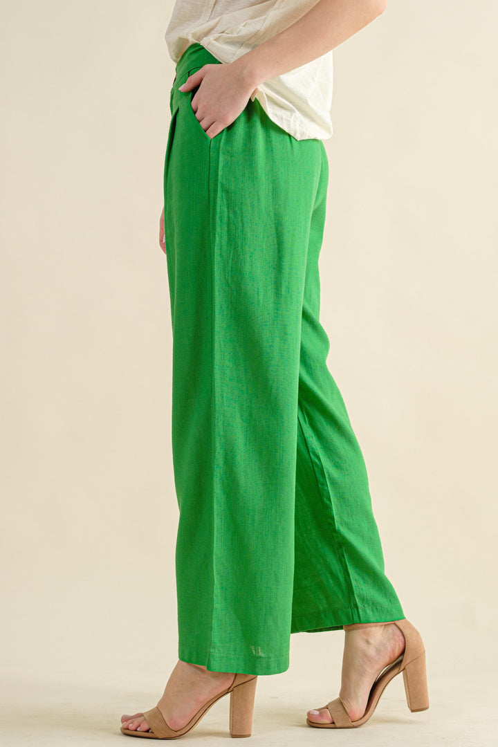 Fresh Vibes Linen Blend Pants in Kelly Green