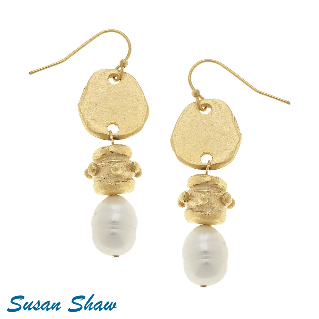 Gold Oval and Freshwater Pearl Earring