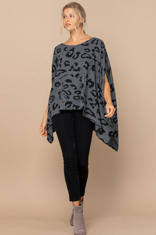 Leopard Knit Kangaroo Pocket Top