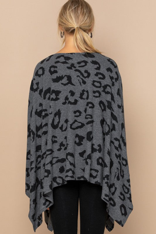 Leopard Knit Kangaroo Pocket Top